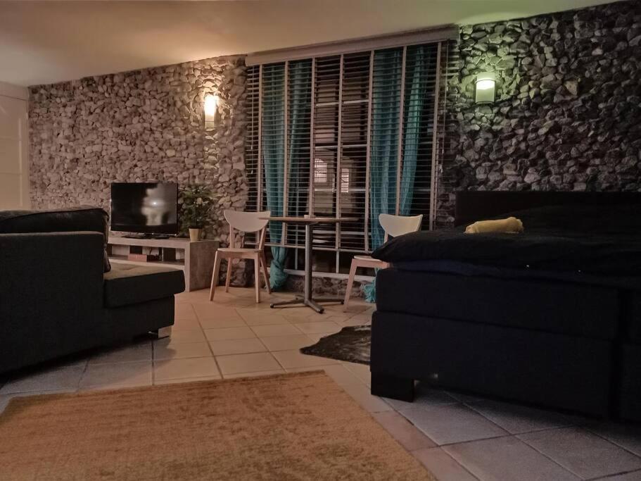 Kom Thuis In Deze Gezellige Loft Heerlen Eksteriør billede