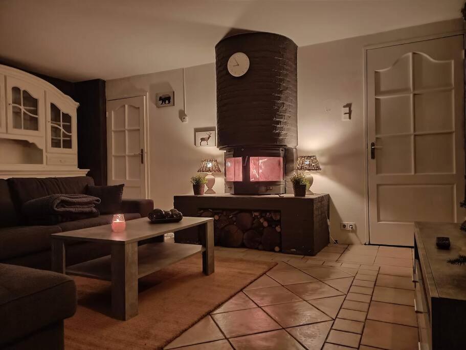 Kom Thuis In Deze Gezellige Loft Heerlen Eksteriør billede